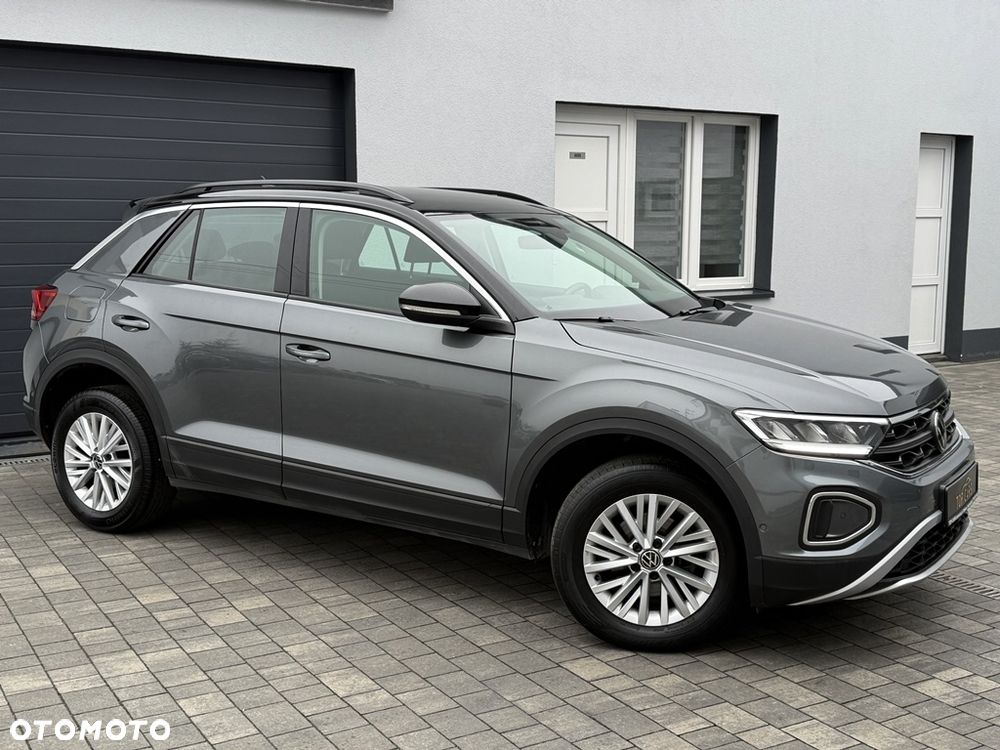 Volkswagen T-Roc - 17