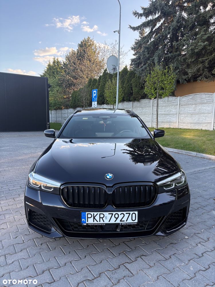 BMW Seria 5 530d xDrive mHEV - 6