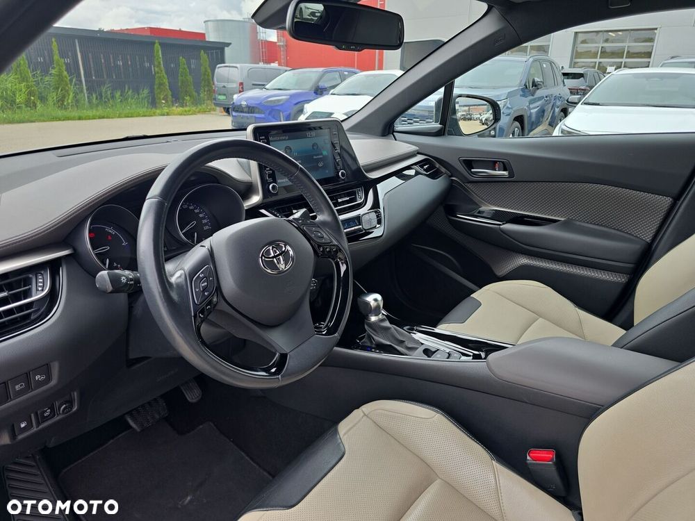 Toyota C-HR 1.8 Hybrid Executive - 11