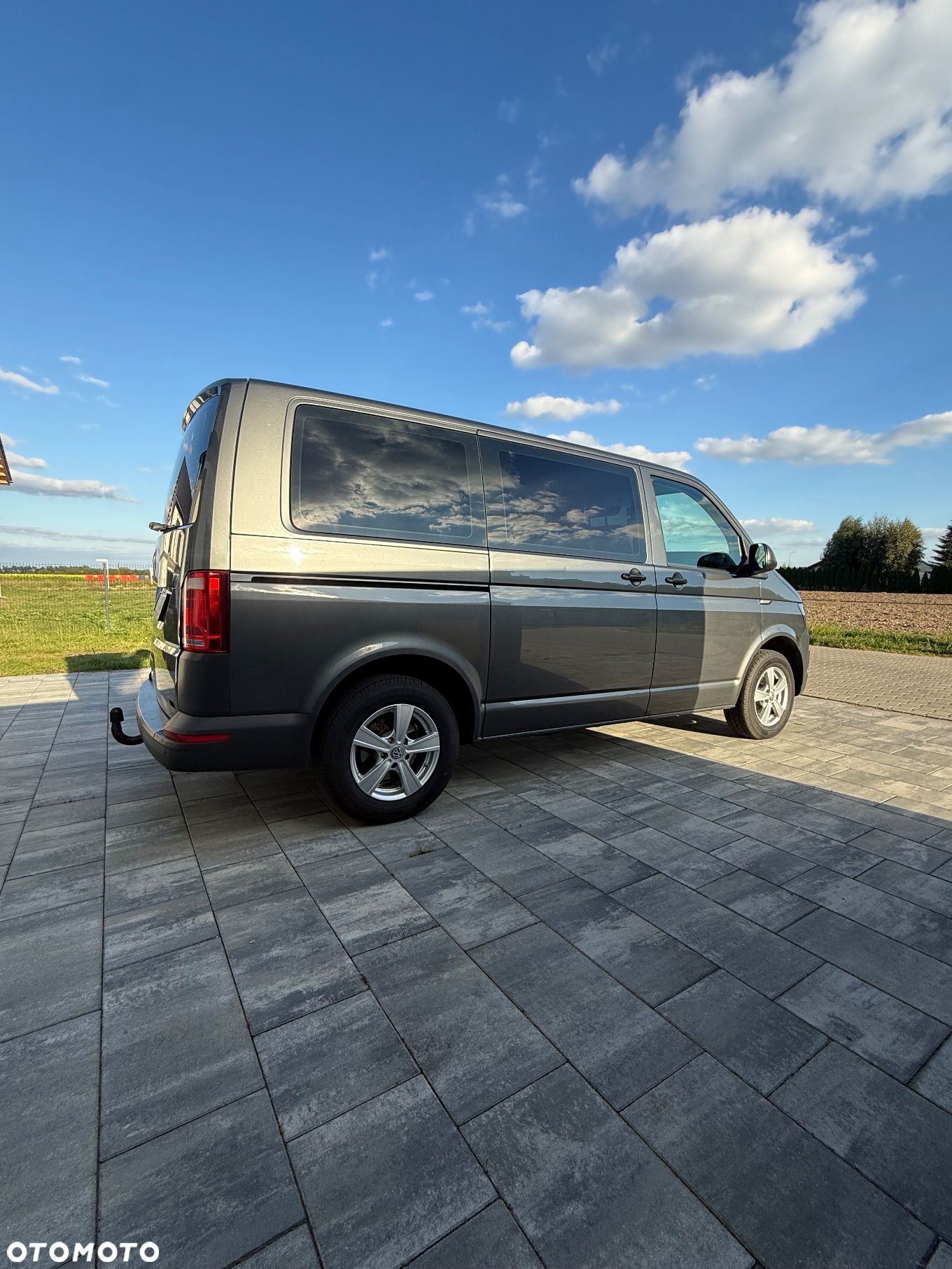 Volkswagen Transporter T6 TDI L1H1 - 9