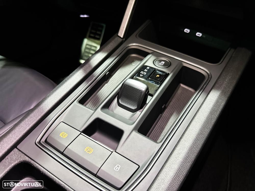 Cupra Formentor 1.4 e-Hybrid DSG VZ - 32