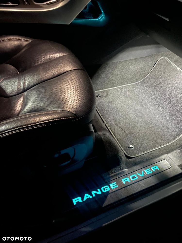 Land Rover Range Rover Evoque - 11