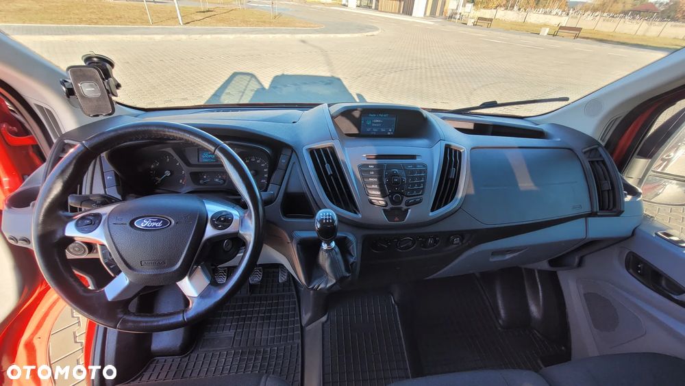 Ford Transit - 10