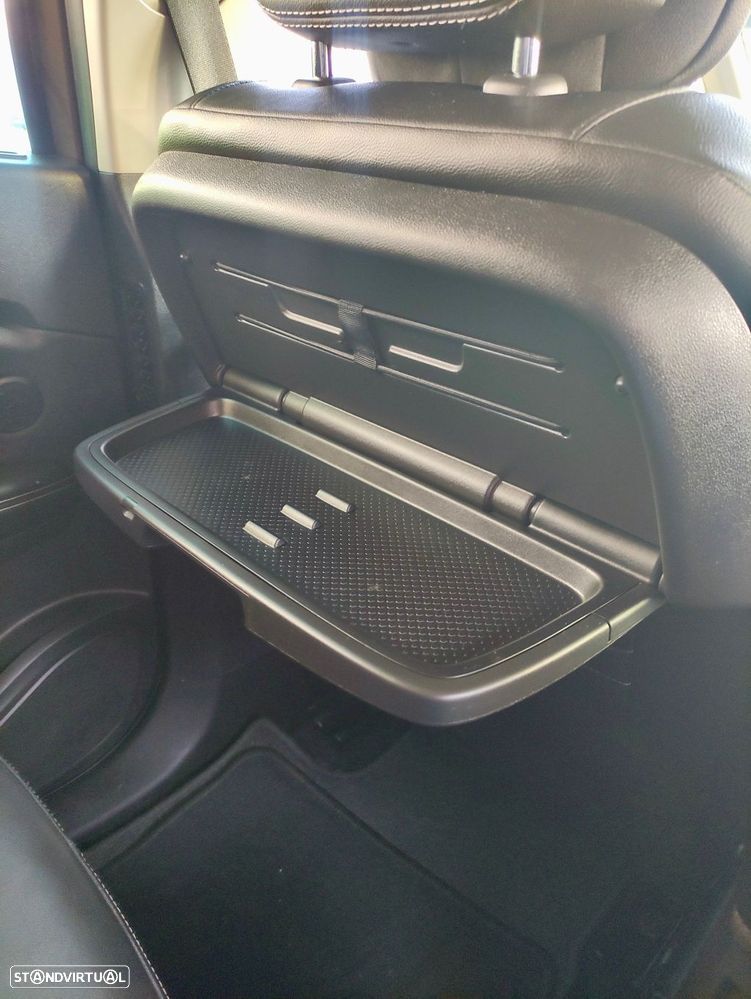 Renault Grand Scénic 1.6 dCi Bose Edition EDC SS - 26