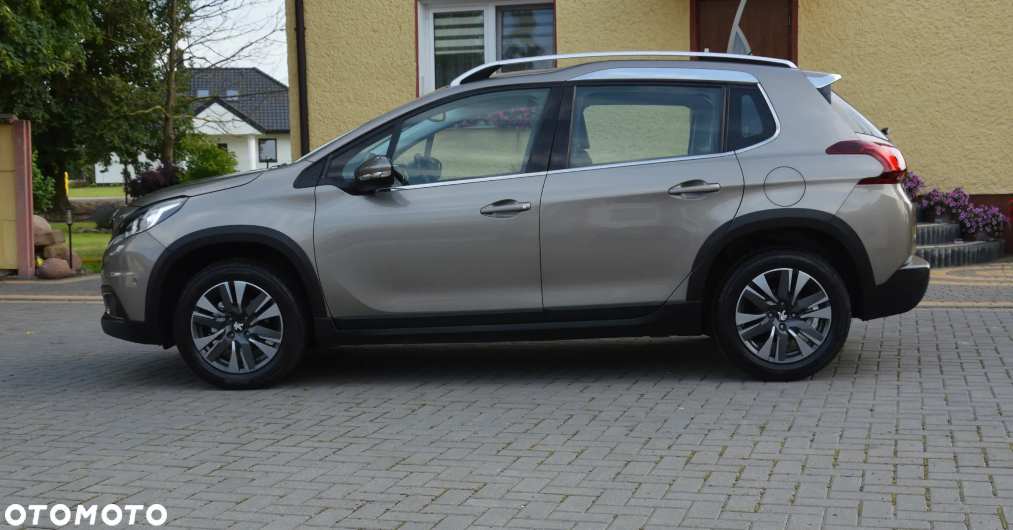 Peugeot 2008 - 2