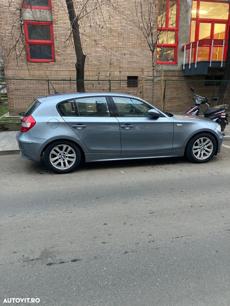 BMW Seria 1 120i - 21