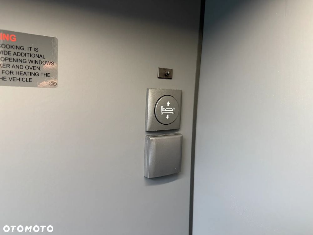 Adria Twin Supreme 640 SGX - 20