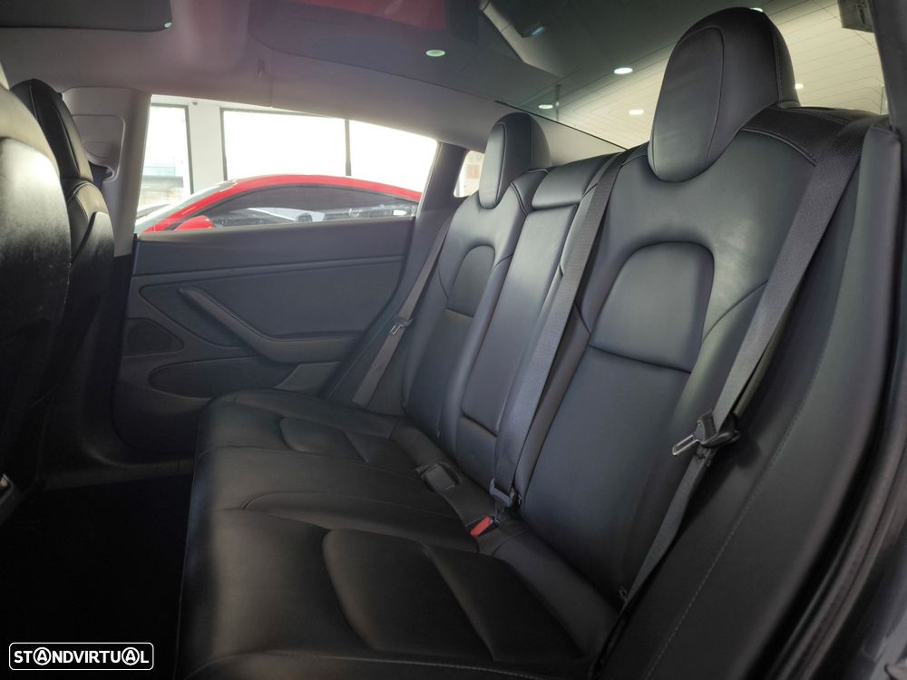 Tesla Model 3 Long-Range Dual Motor AWD - 11