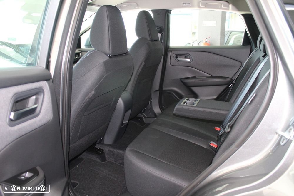 Nissan Qashqai 1.3 DIG-T Acenta - 19