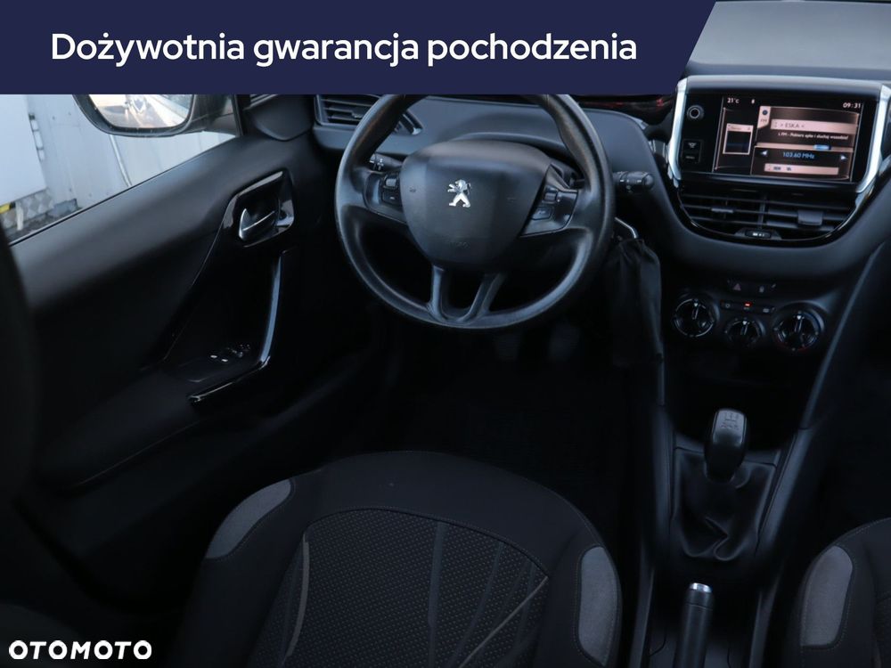 Peugeot 208 - 9