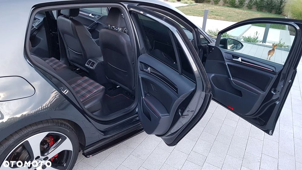 Volkswagen Golf 2.0 TSI BMT GTI Performance DSG - 36