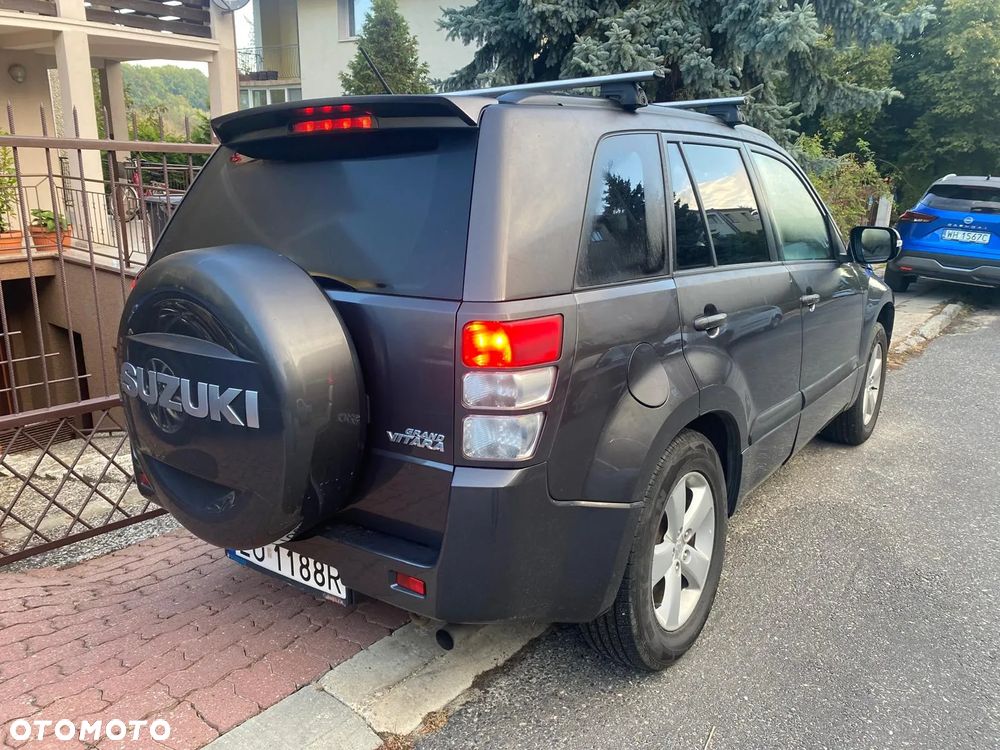 Suzuki Grand Vitara 2.4 De Luxe - 7