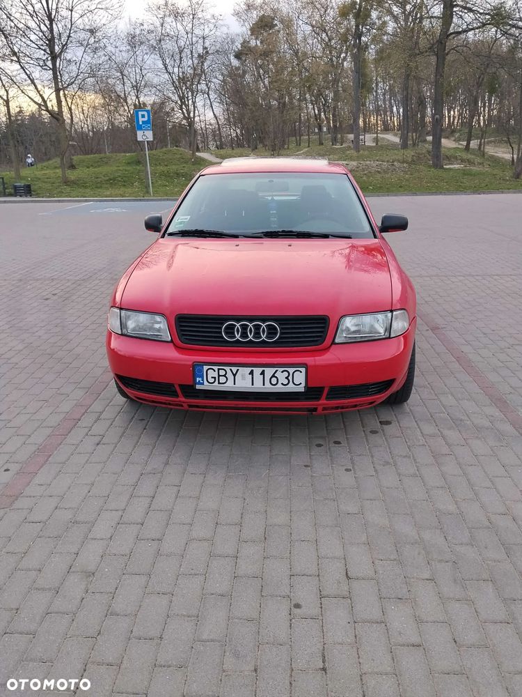 Audi A4 Limousine 1.8 - 4