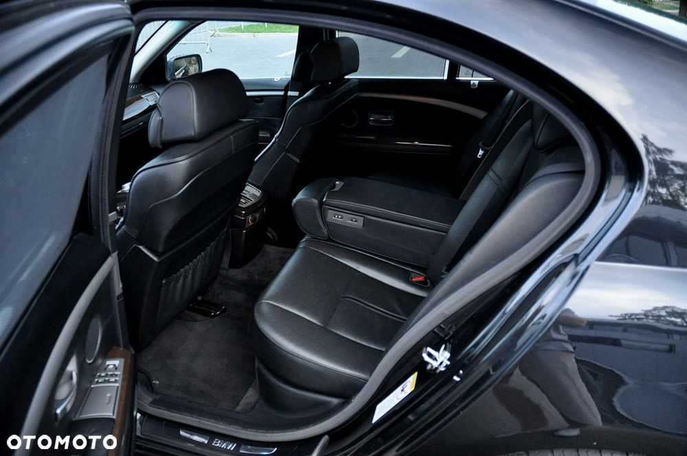 BMW Seria 7 730d - 23