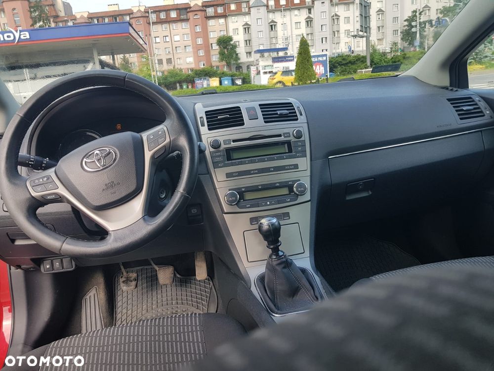 Toyota Avensis 1.8 Sol - 7