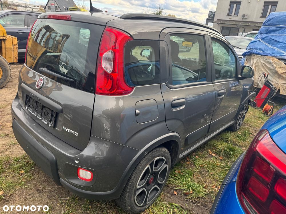 Fiat Panda 1.0 Hybrid Cross - 10