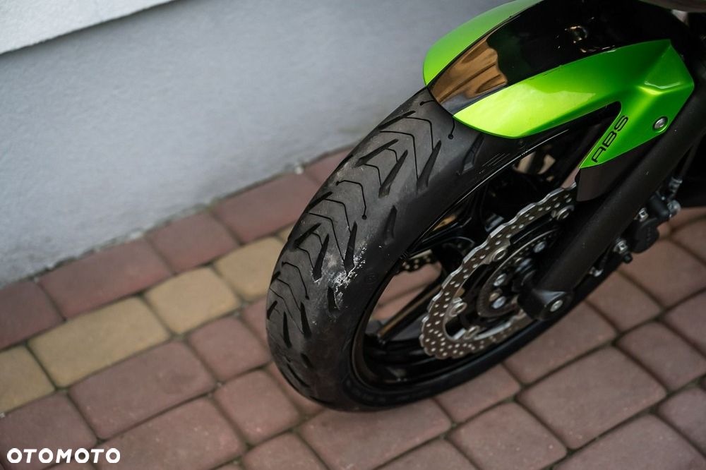 Kawasaki ER - 9