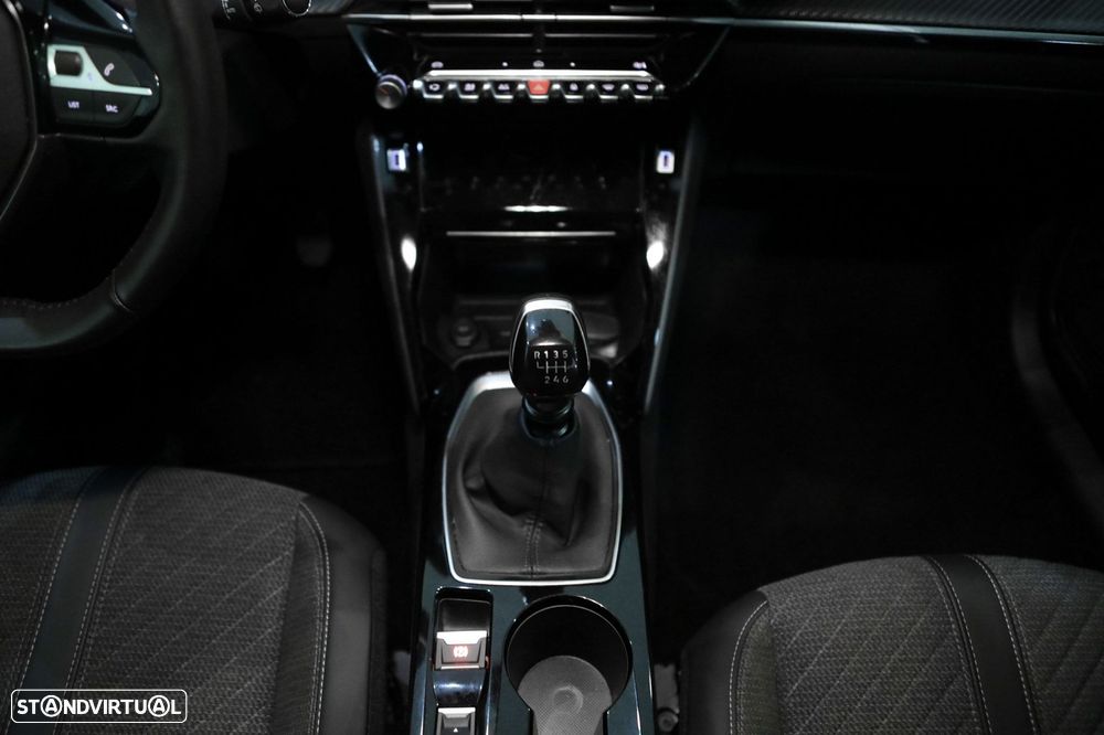 Peugeot 208 1.2 PureTech Allure - 29