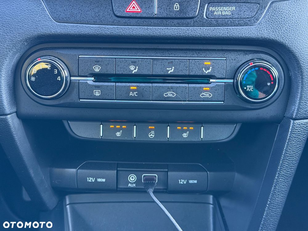 Kia Ceed 1.4 L Business Line Plus - 18