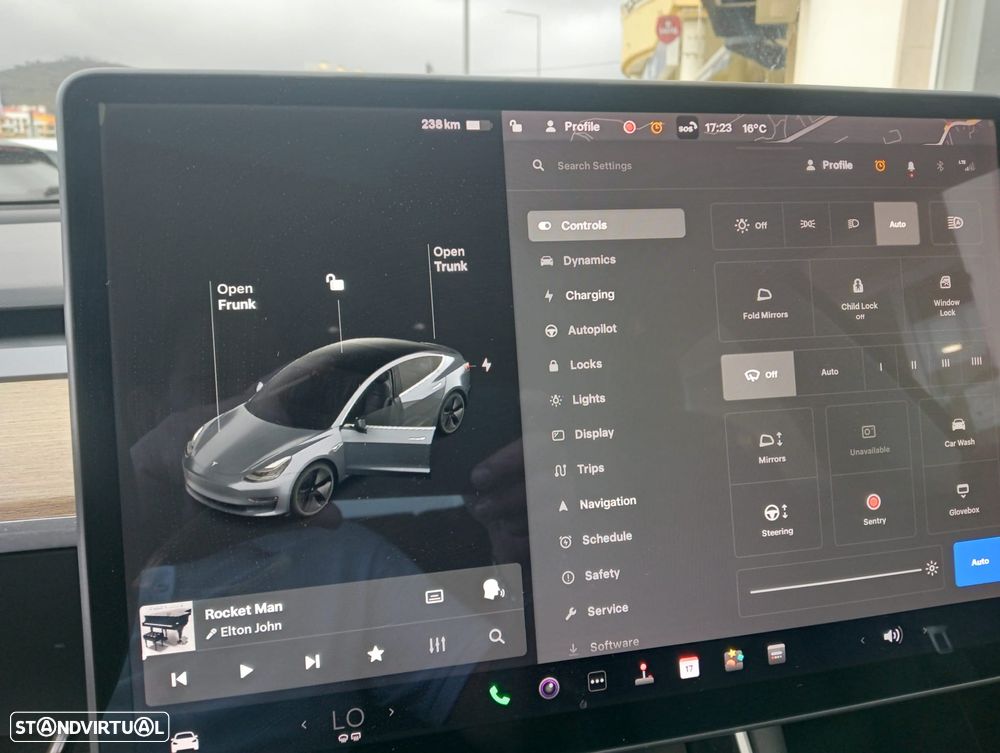 Tesla Model 3 Long-Range Dual Motor AWD - 16
