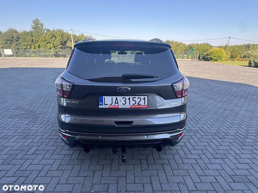 Ford Kuga - 12