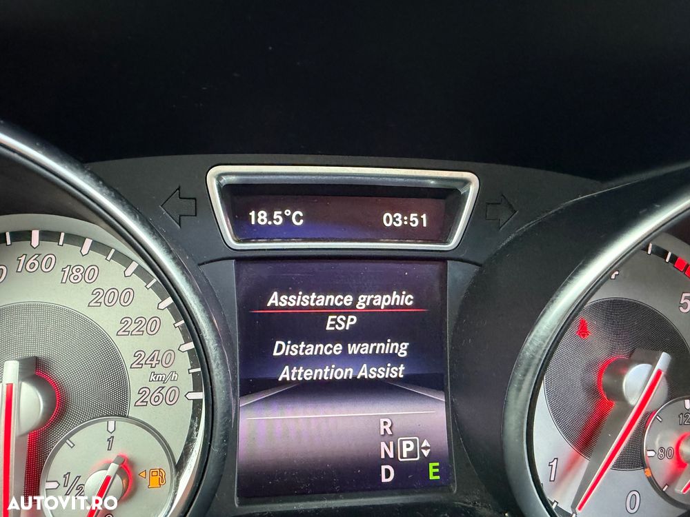 Mercedes-Benz CLA Shooting Brake 220 d 7G-DCT AMG Line - 16