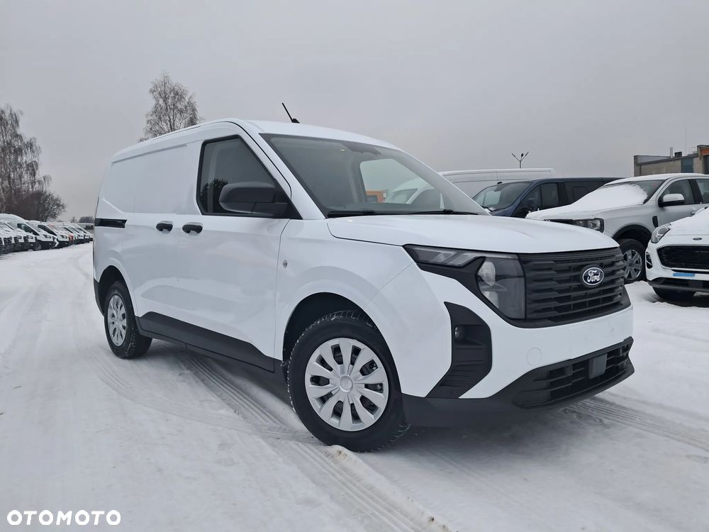 Ford Courier Van - 3