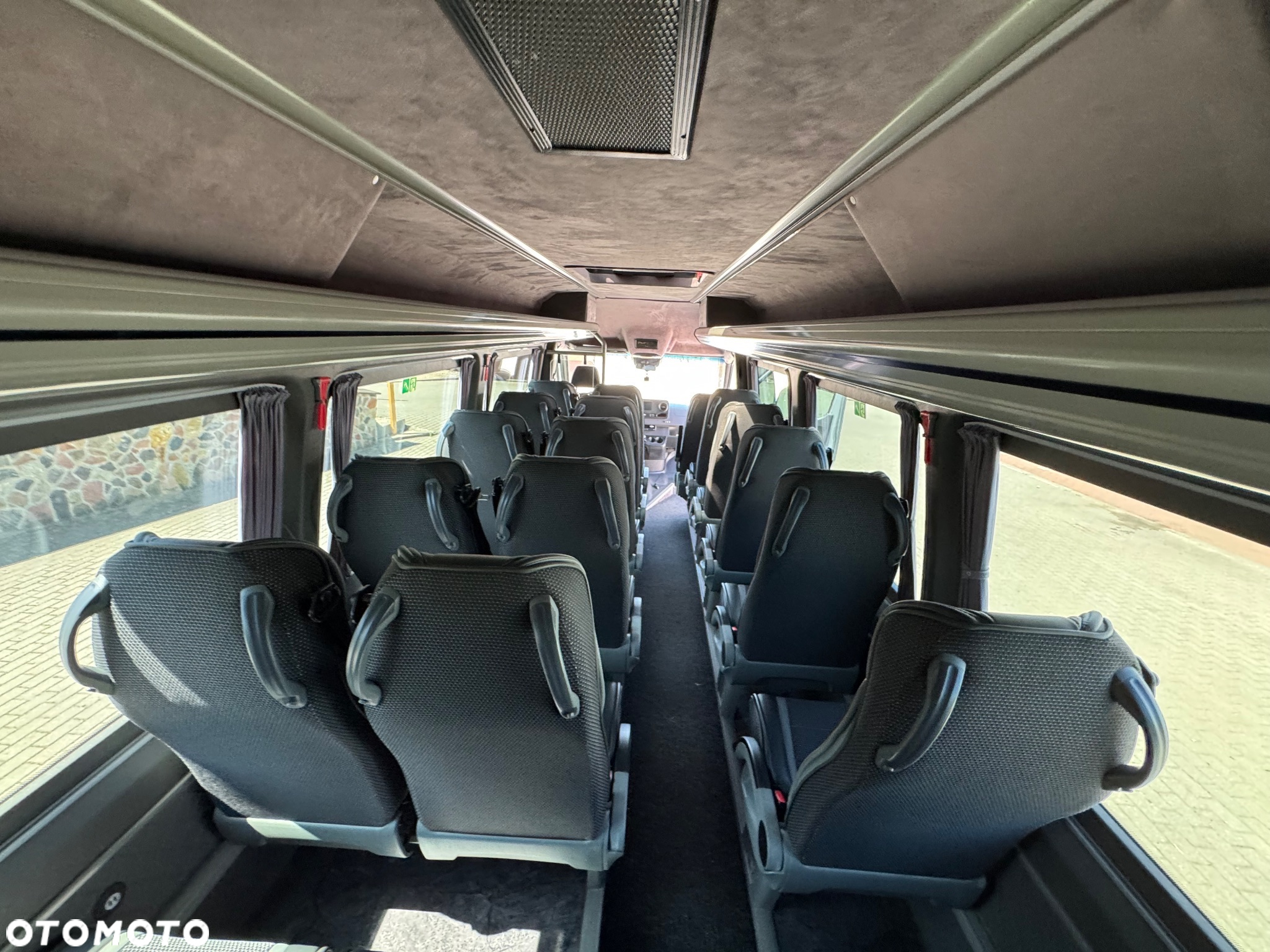 Mercedes-Benz Sprinter 519 - 23