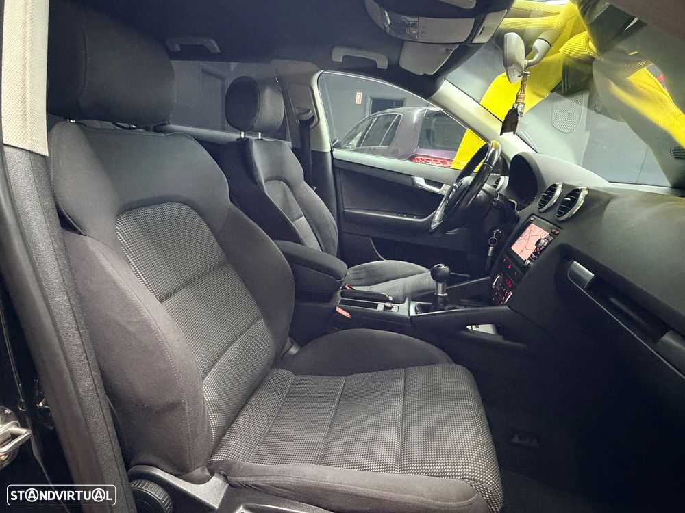Audi A3 Sportback 1.9 TDi Sport - 9