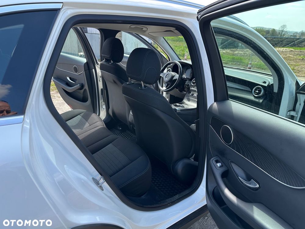 Mercedes-Benz GLC - 8