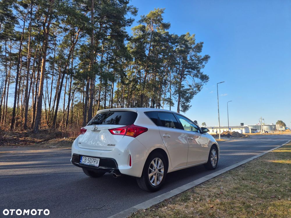 Toyota Auris 2.0 D-4D Comfort - 29