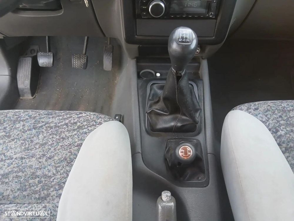 Kia Sportage 2.0 TDi K AC - 11