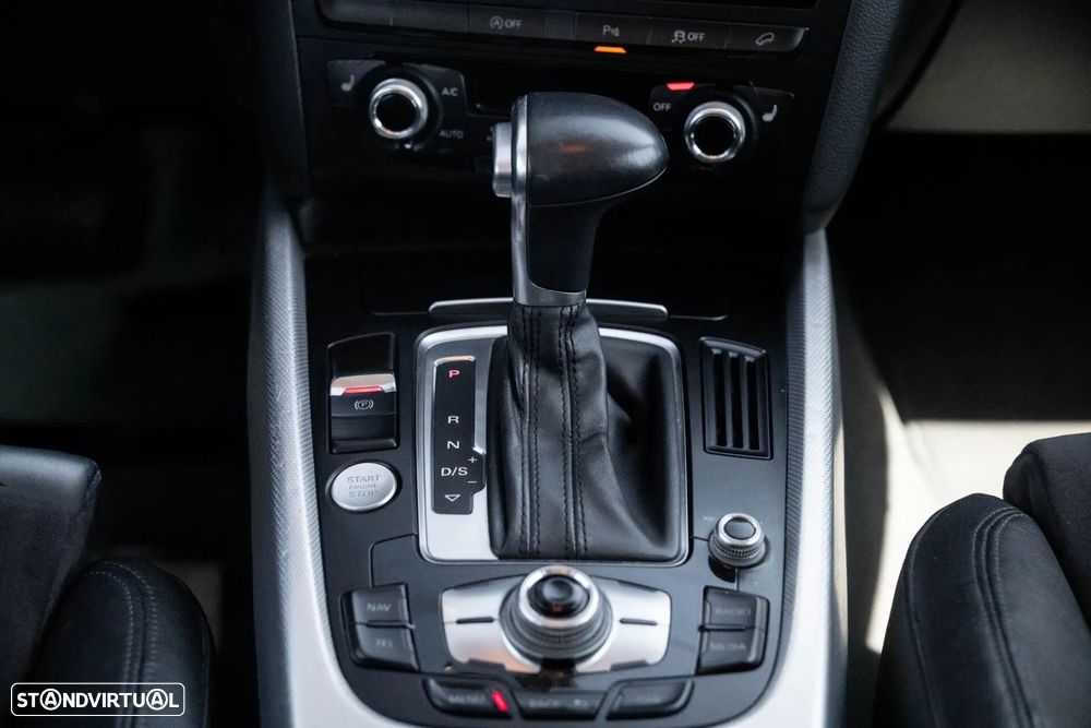 Audi Q5 40 TDI quattro S-line S-tronic - 35