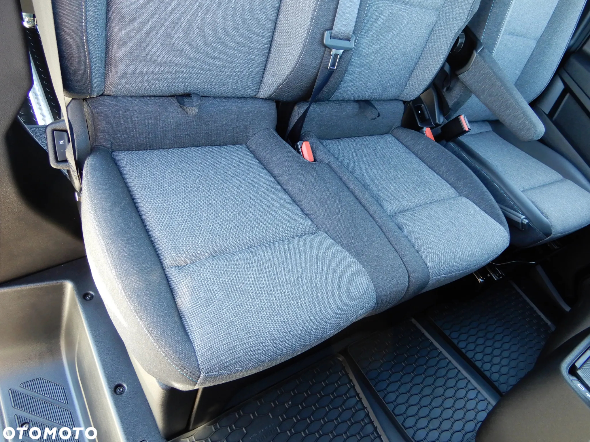 Renault Master 2.0 dCi 130 KM MIXTO Doka Brygadowy Dubel 7-Mio Osobowy+1080 Kg Ładowność HAK 2500 Kg Blaszak Furgon L3H2 Android Auto Carplay GWARANCJA FABRYCZNA STAN AUTA NOWY NIE UŻYWANY - 28