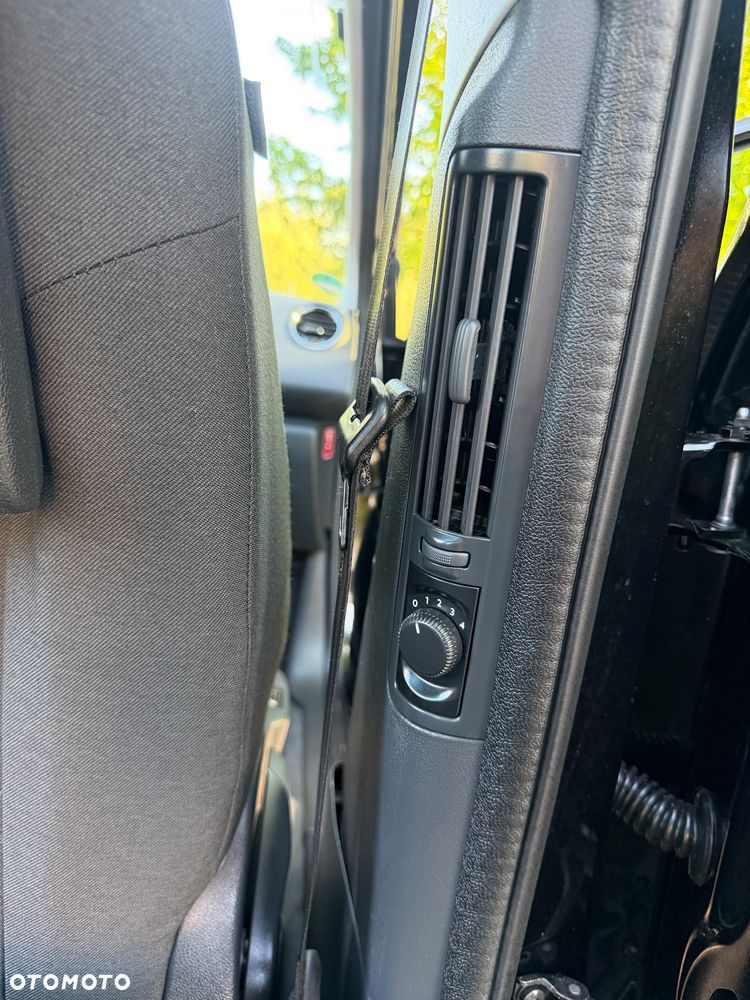 Peugeot 5008 HDI 150 Allure - 23