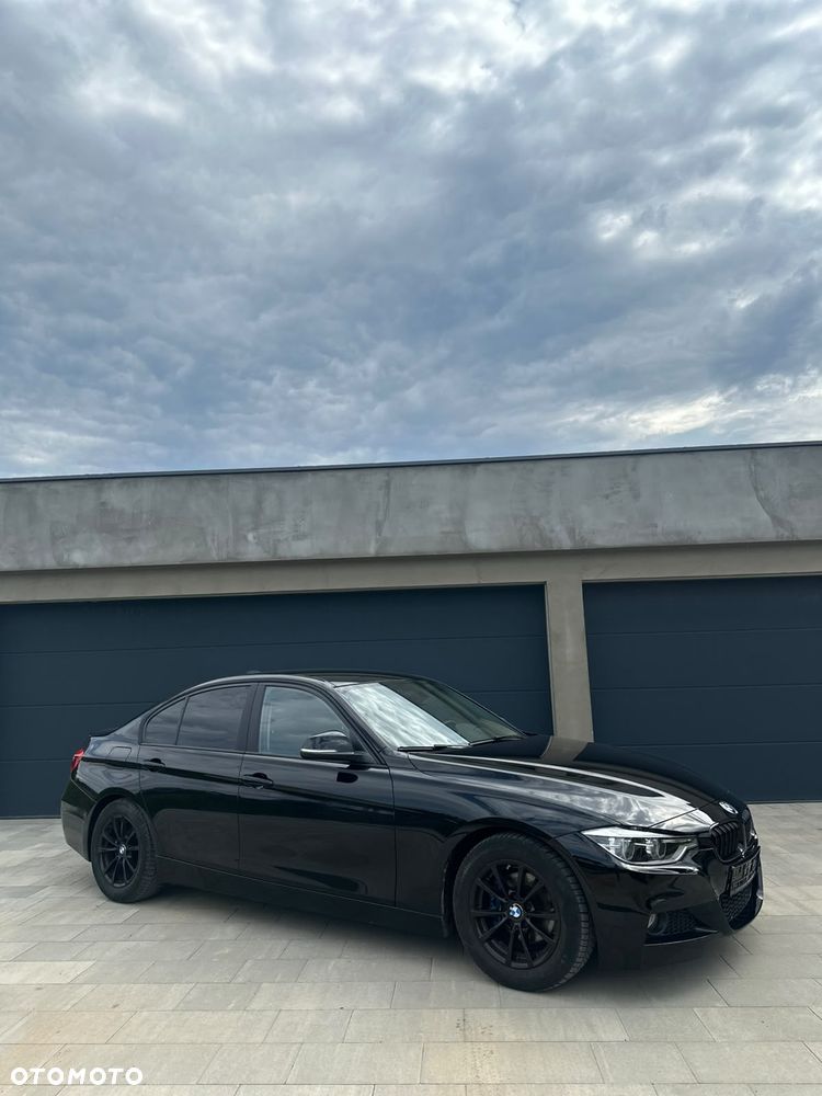 BMW Seria 3 318i M Sport - 2