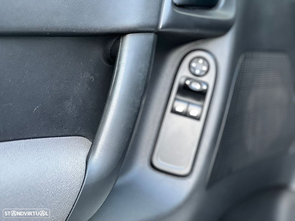 Citroën C3 1.2 PureTech Attraction - 9