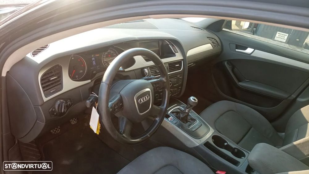 Audi A4 Avant 2.0 TDI - 9