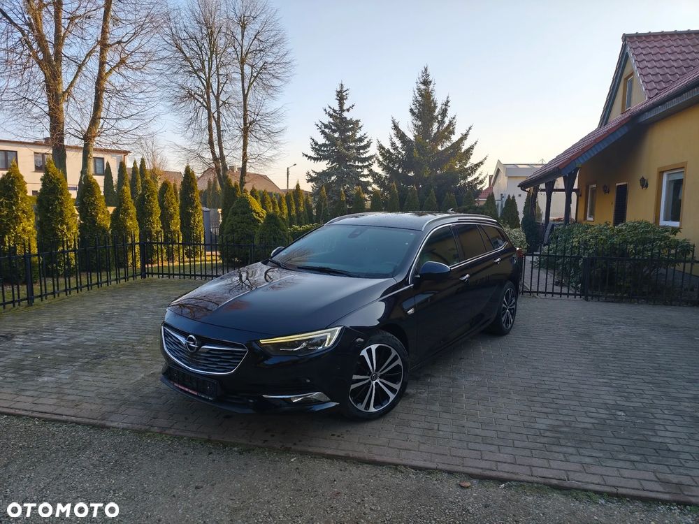 Opel Insignia - 1
