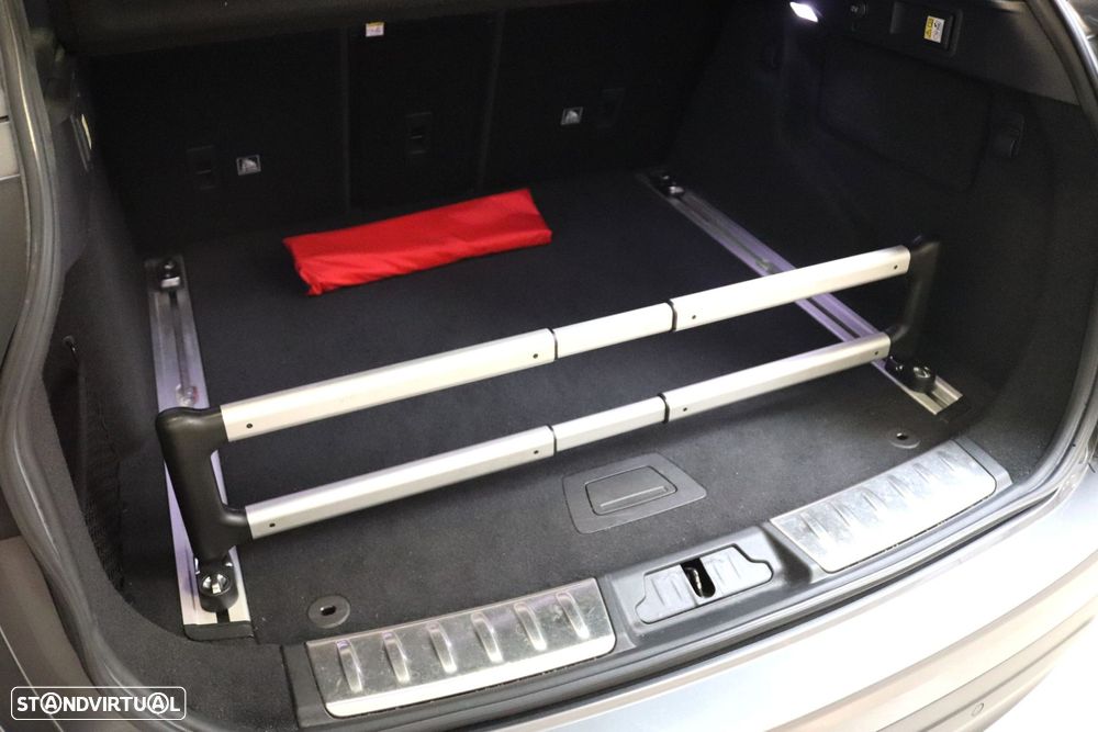 Jaguar F-Pace 2.0 i4D R-Sport Aut. - 47