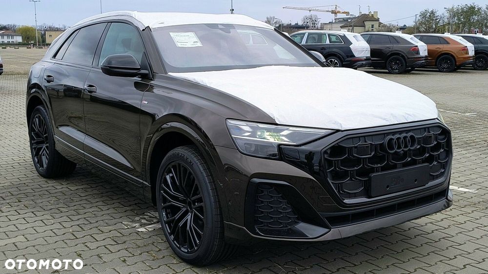 Audi Q8 - 1