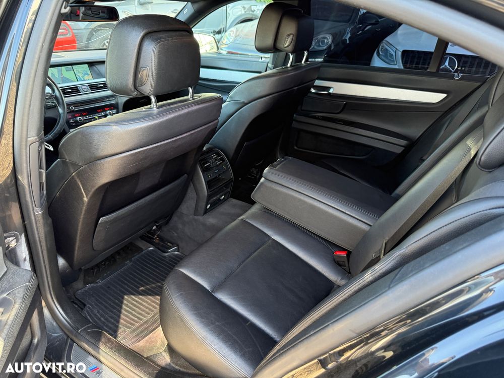 BMW Seria 7 740d xDrive Edition Exclusive - 19