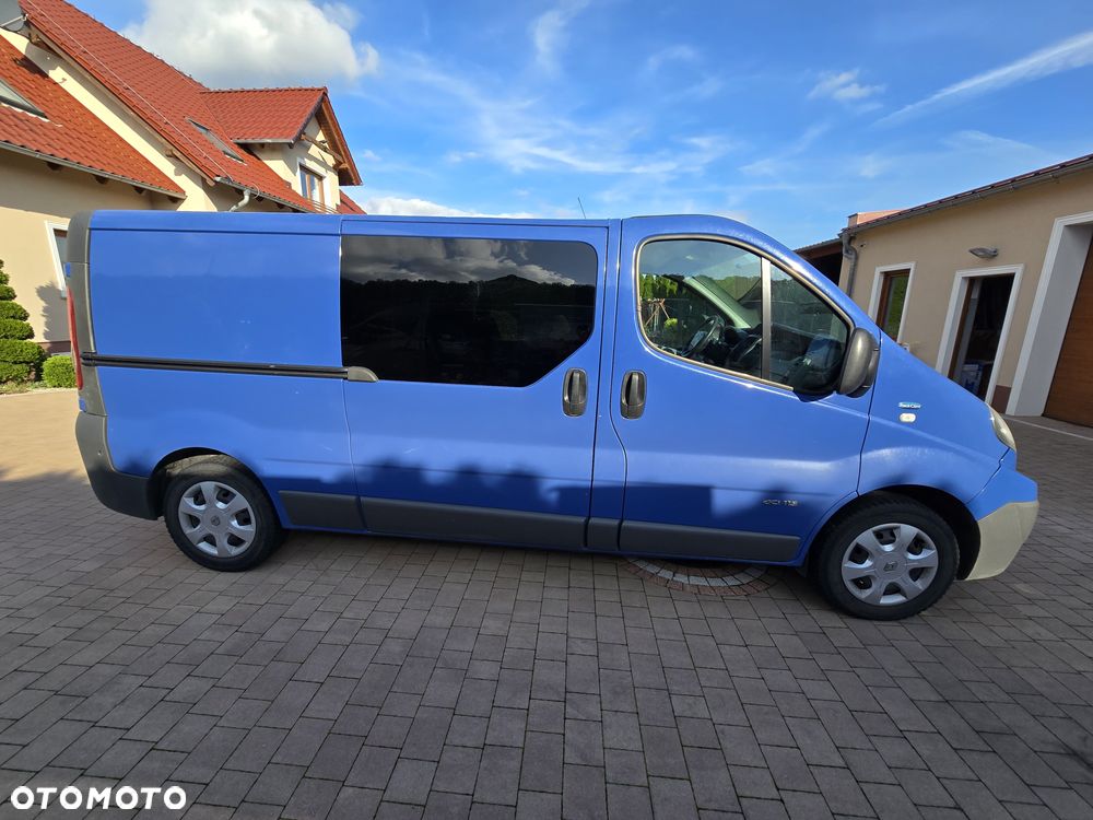Renault Trafic - 12