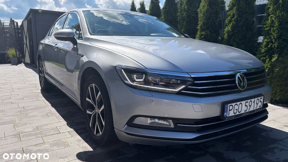 Volkswagen Passat 2.0 TDI EVO Business - 1
