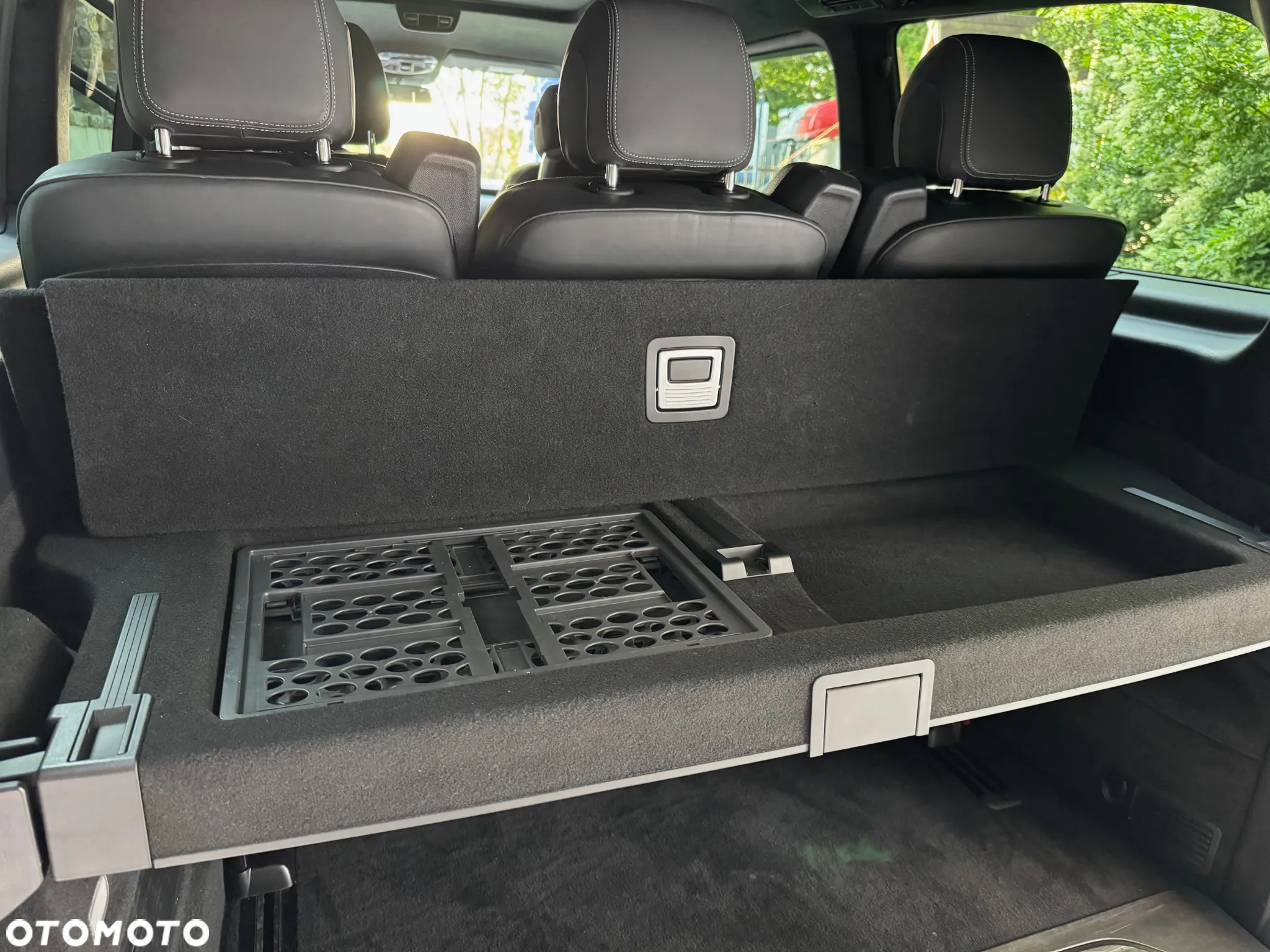 Mercedes-Benz Klasa V 300 d 4-Matic Exclusive 9G-Tronic (d³ugi) - 38