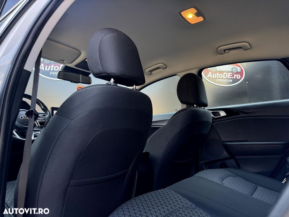 Kia Ceed - 25