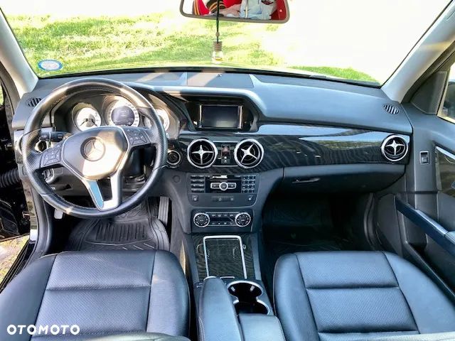 Mercedes-Benz GLK - 10