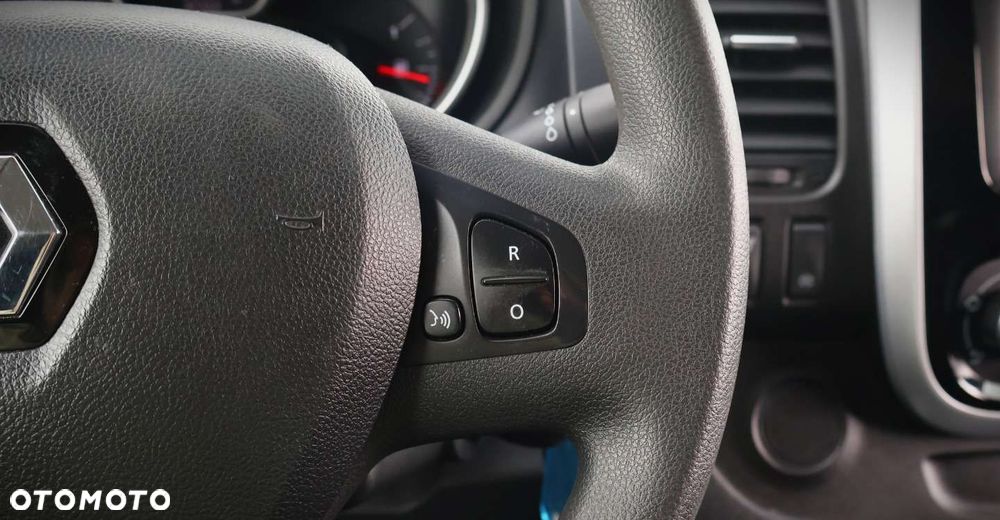 Renault Trafic - 23