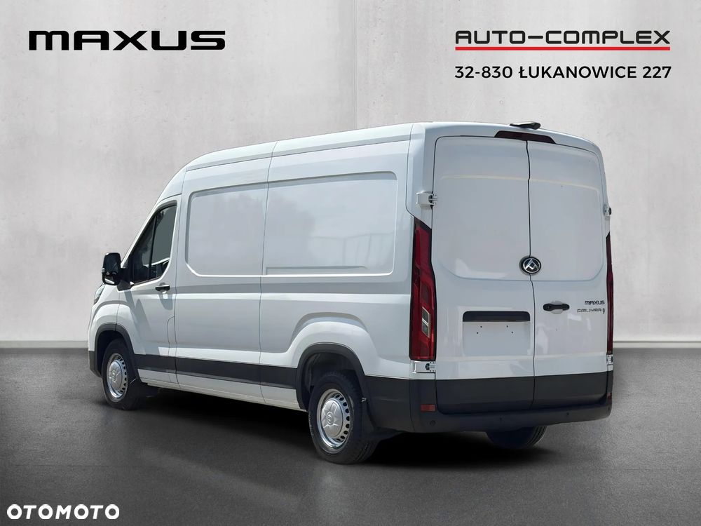Maxus Deliver 9 - 4