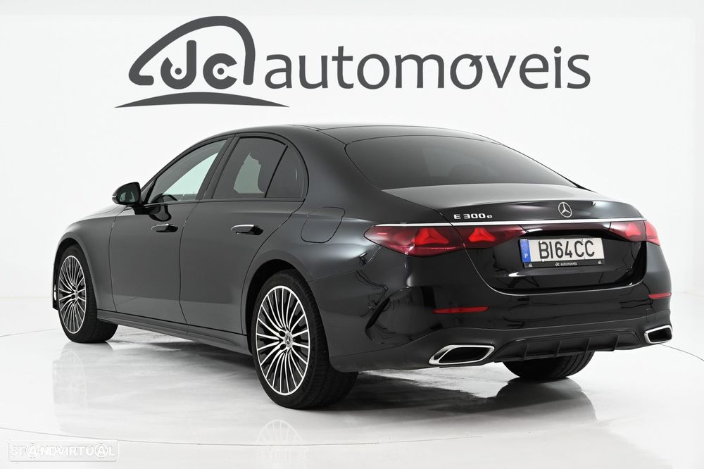 Mercedes-Benz E 300 e AMG Line - 2
